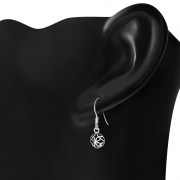 Tiny Round Celtic Knot Plain Silver Earrings, ep188