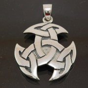 Solid Silver Large Celtic Trinity Knot Pendant, pn204