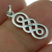 Small, Celtic Knot Plain Silver Pendant, pn595