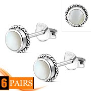 Mother of Pearl Round Stud Silver Earrings - e369