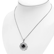 Round Celtic Knot Silver Pendant set w Black Onyx, p460
