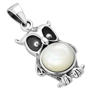 Mother Of Pearl Night Owl Silver Pendant, p571