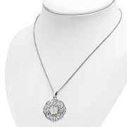 Mother Of Pearl Shell Celtic Knot Silver Pendant, p632
