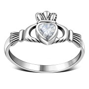 Clear CZ Irish Claddagh Silver Ring. r546