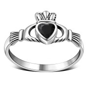 Faceted Black Onyx Claddagh Silver Ring, r546