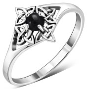 Delicate Black Onyx Celtic Knot Silver Ring, r582