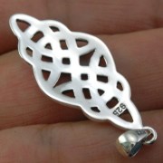 Large Oval Trinity Knot Silver Pendant, pn589
